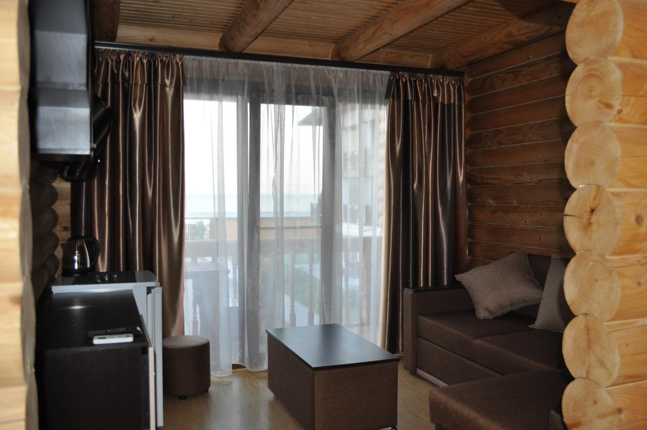 Веселий Кут Hotell Zaliznij Port Eksteriør bilde